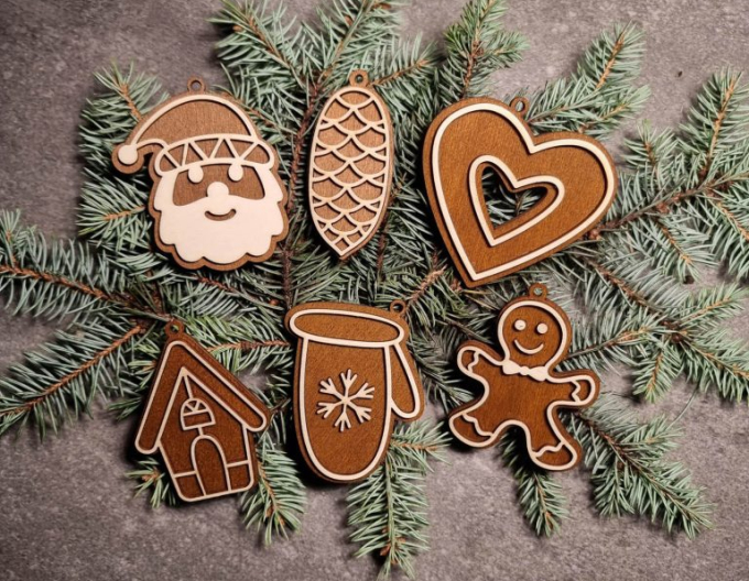 Lebkuchenset Nr.2 - Schachtel mit Weihnachtsschmuck